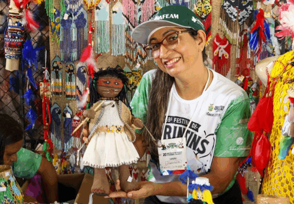 Mostra de Artesanato e Economia Solidária bate recorde com R$ 2,3 milhões em vendas e movimenta economia de Parintins
